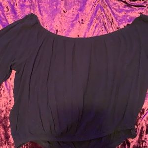 Cute cropped quarter sleeve blouse